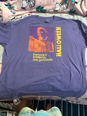 Hot Topic Purple Halloween Graphic Tee with Orange and Yellow Print 3xl